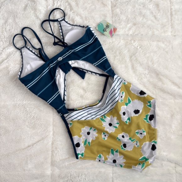 NWT Nani Mara High Tide One Piece Swimsuit - Size Small - Picture 5 of 10